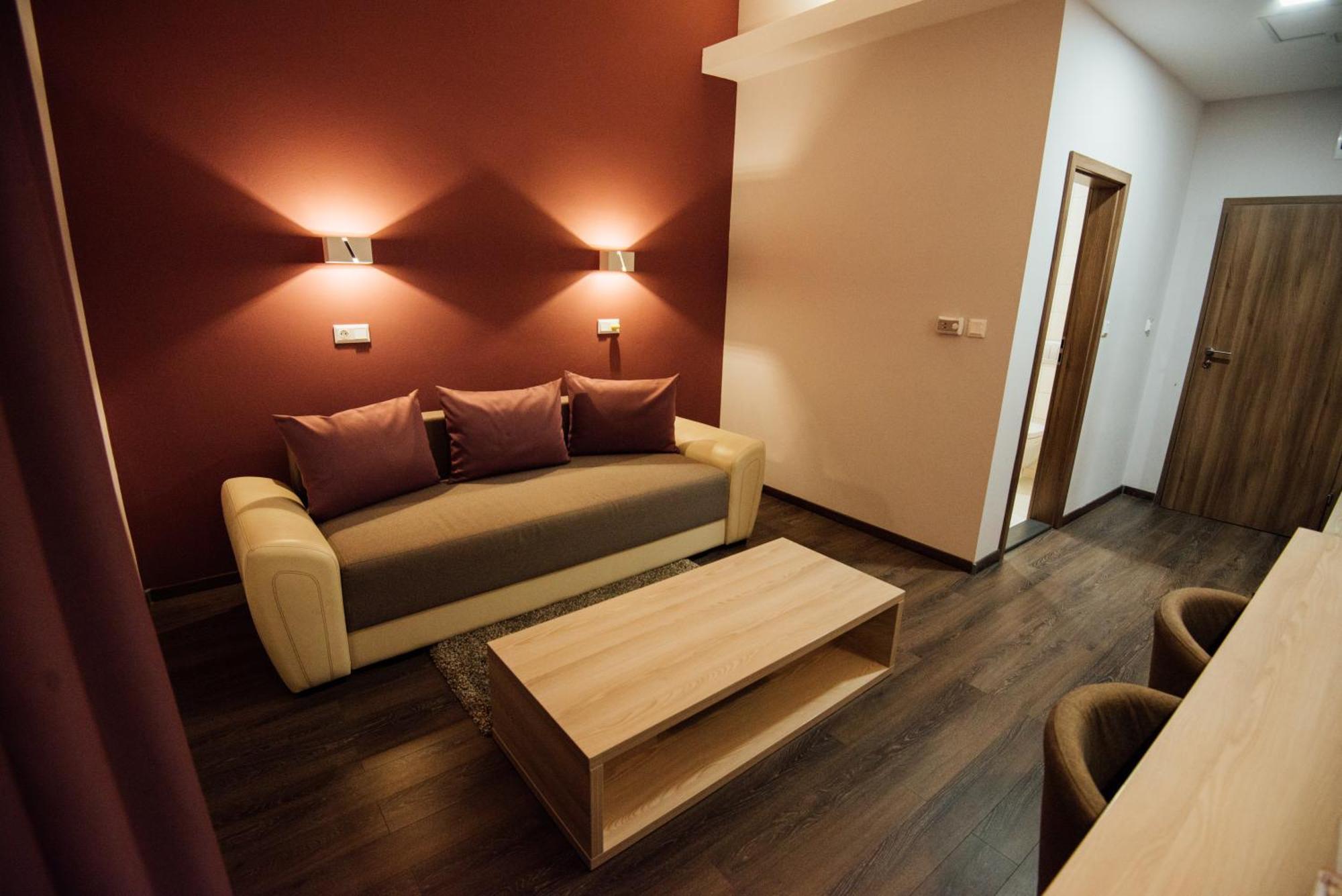 Altus Hotel & Spa 프라이드 외부 사진
